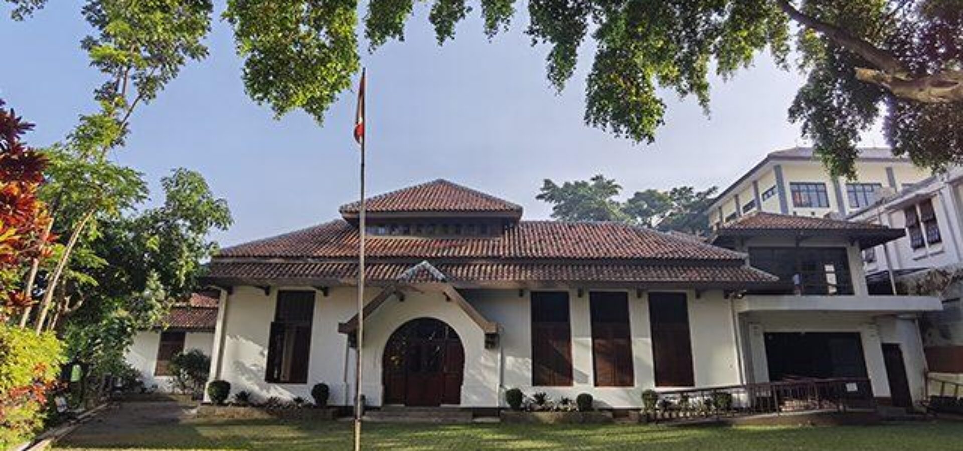 Gedung Indonesia Menggugat